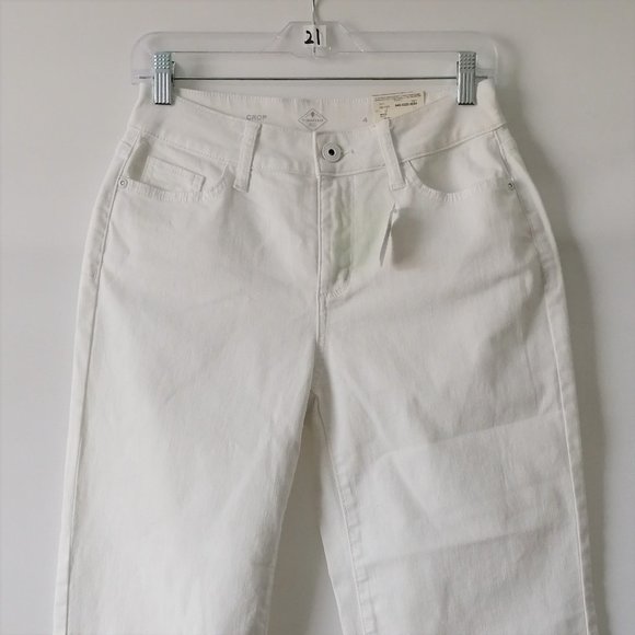 NWT St. John's Bay Womens White Mid Rise Raw Cuff Denim Cropped Jeans Size 4 - Picture 2 of 7